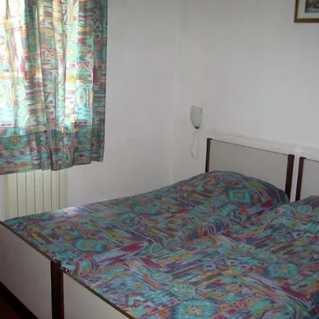 Apartment Idro Classic 1 Crone